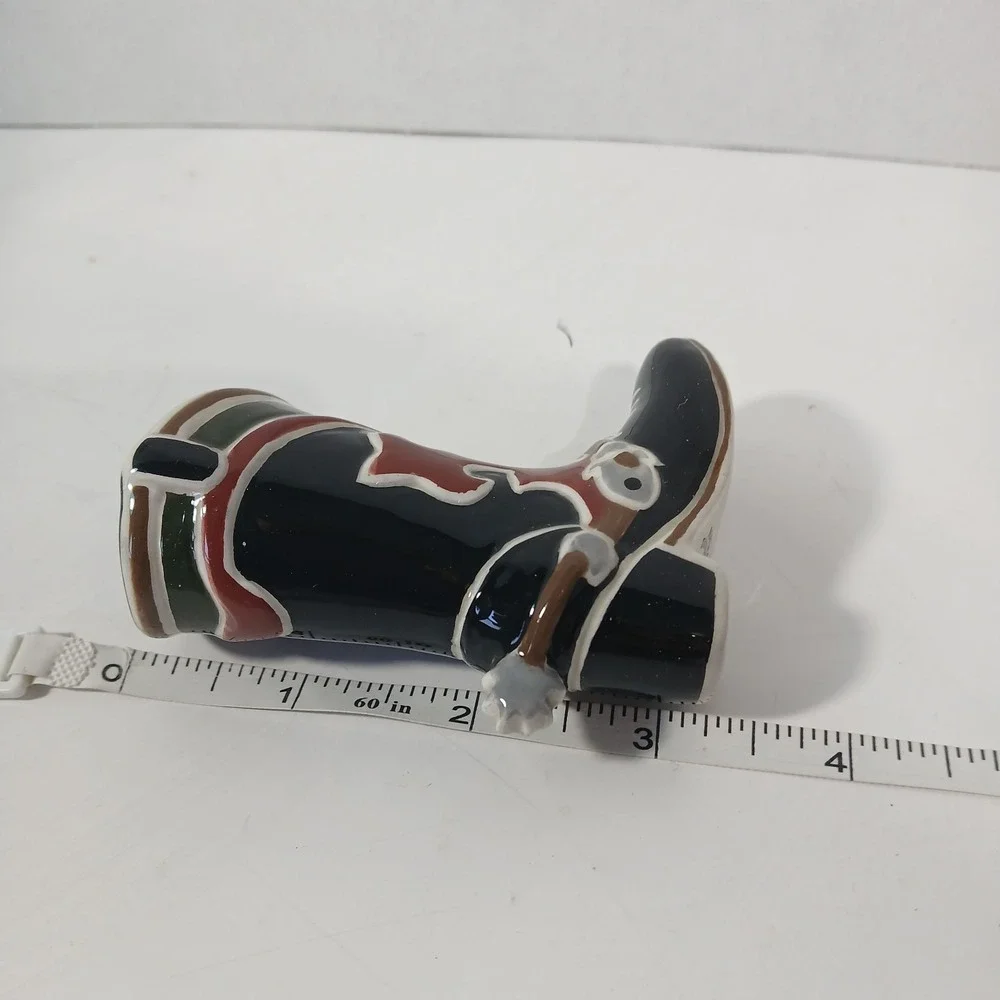 Sonoma Happy Trails Western Salt and Pepper Shakers New